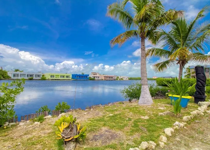 A203 @ Mara Laguna Apartamento San Pedro (Ambergris Caye)